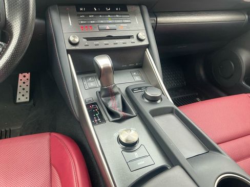 Used 2020 Lexus IS 350 F Sport w/ F Sport Package image 12