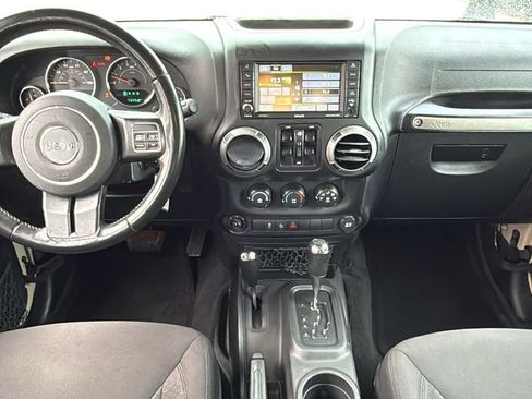 Used 2016 Jeep Wrangler Unlimited Sport w/ Quick Order Package 24S AWD/4WD image 27