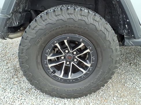 Used 2024 Jeep Wrangler Unlimited Rubicon w/ XTREMEE 35" Tire Package AWD/4WD image 33