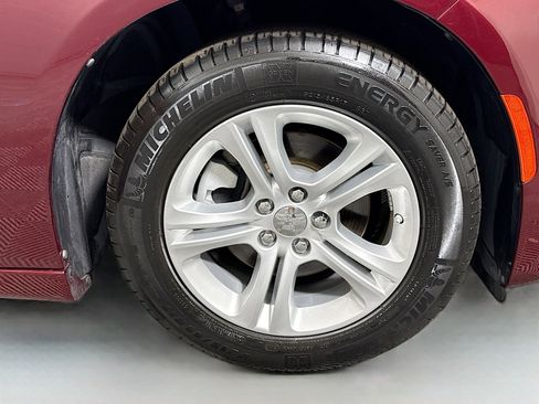 Used 2023 Dodge Charger SXT image 32