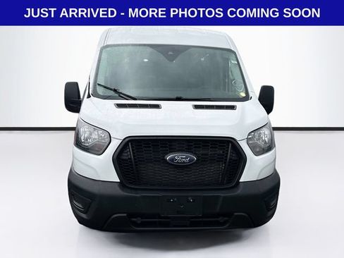 Used 2024 Ford Transit 250 148 Medium Roof RWD image 2