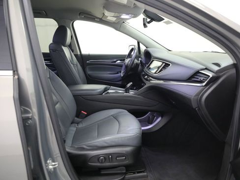 Certified 2019 Buick Enclave Essence w/ Trailering Package, 5000 lbs. AWD/4WD image 9