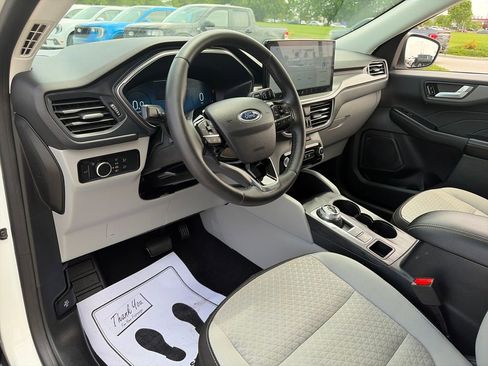 Used 2023 Ford Escape Active w/ Tech Pack #2 FWD image 15