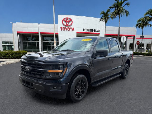Used 2024 Ford F150 XLT w/ XLT Black Appearance Package RWD image 3