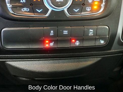 Used 2022 RAM 1500 Classic SLT w/ Electronics Convenience Group image 15