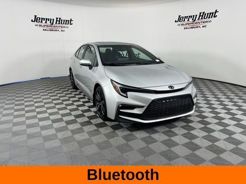 Used 2024 Toyota Corolla XSE image 6