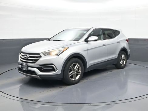 Used 2017 Hyundai Santa Fe Sport FWD image 3
