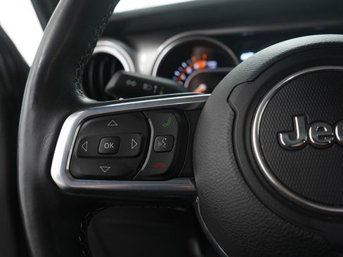 Used 2021 Jeep Wrangler Unlimited Sahara w/ LED Lighting Group image 23