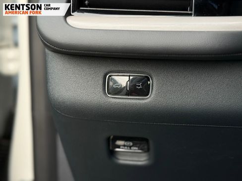 Used 2025 Lincoln Navigator Reserve AWD/4WD image 22