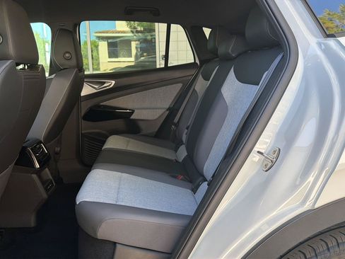 Certified 2023 Volkswagen ID.4 Pro RWD image 15