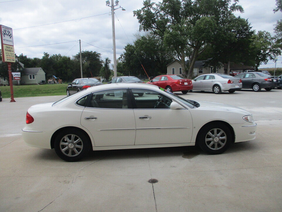 Used 2008 Buick LaCrosse CXL w/ Driver Confidence Package FWD image 2