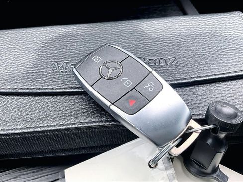 Used 2025 Mercedes-Benz GLE 450 4MATIC Coupe image 15