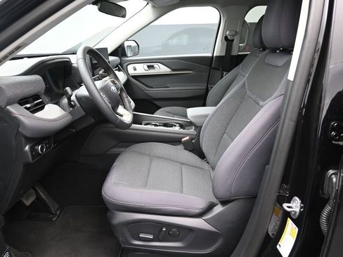 New 2026 Ford Explorer Active image 21