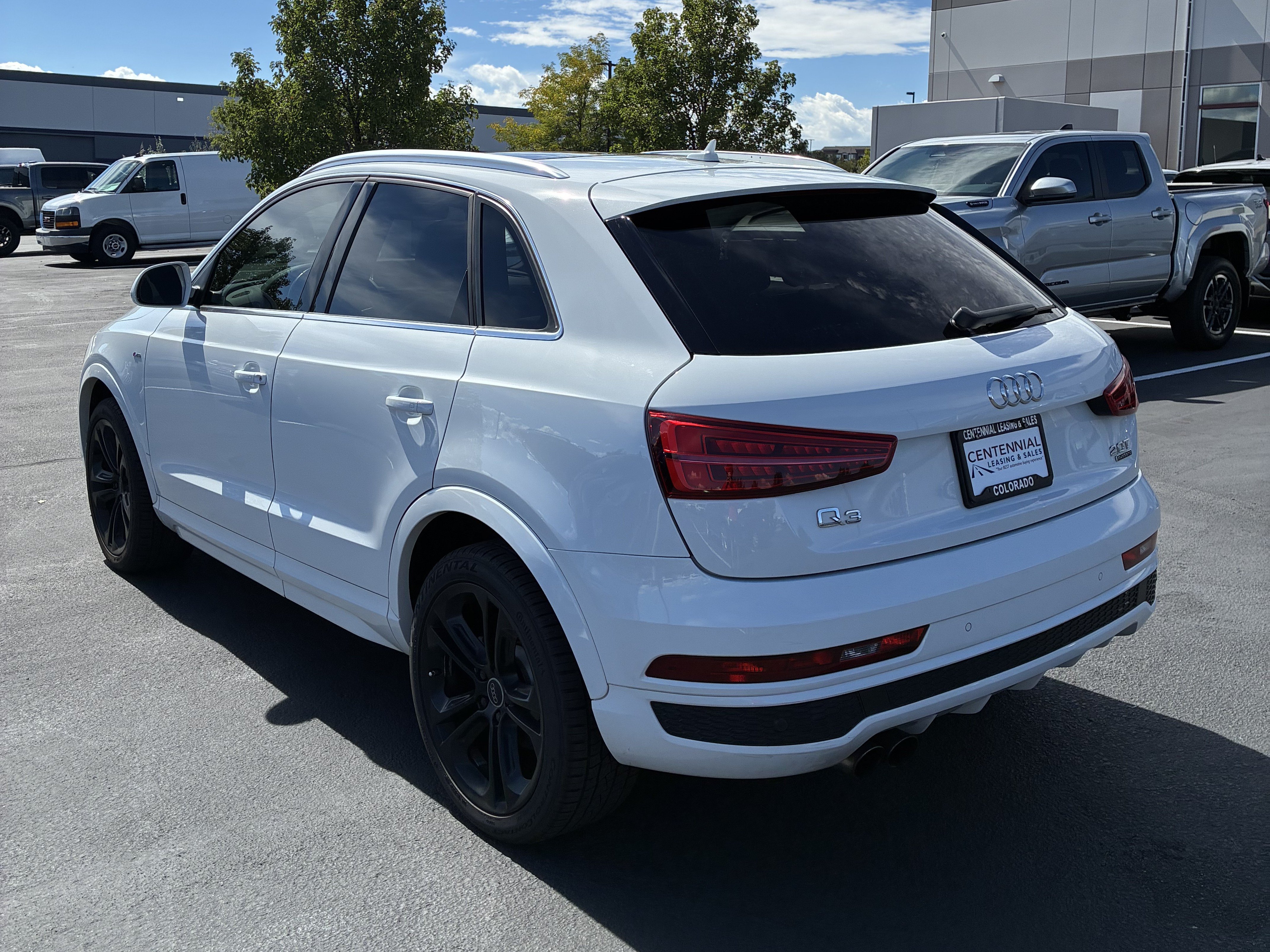 Used 2018 Audi Q3 2.0T Premium Plus w/ Premium Plus Package AWD/4WD image 5