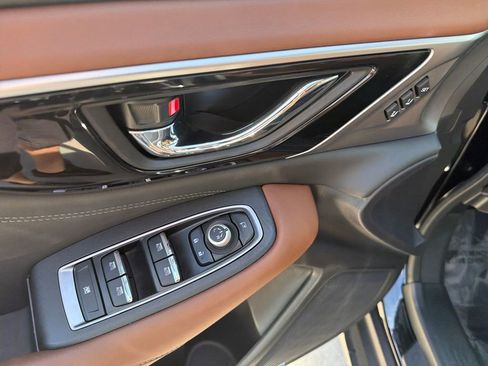 Used 2020 Subaru Outback Touring AWD/4WD image 19