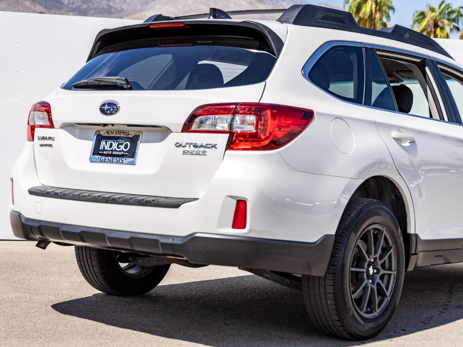 Used 2017 Subaru Outback 2.5i Premium AWD/4WD image 13