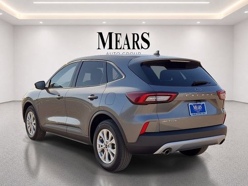 Used 2025 Ford Escape Active FWD image 3