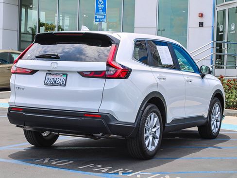 Certified 2026 Honda CR-V EX image 7