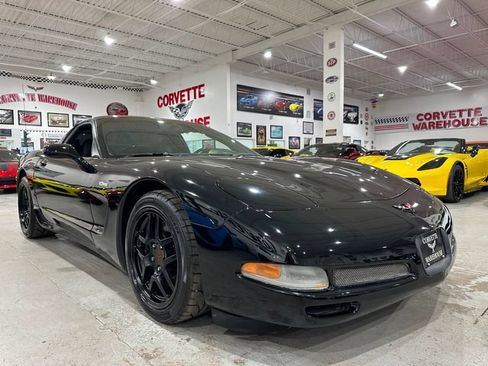 Used 2002 Chevrolet Corvette Z06 w/ Memory Pkg RWD image 5