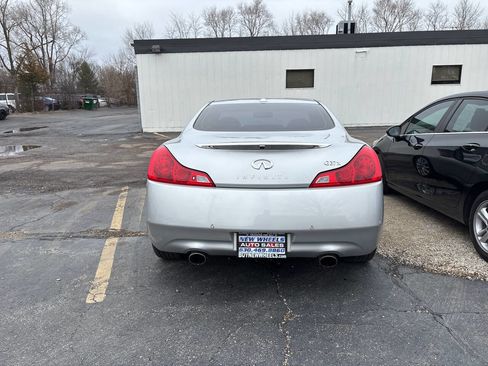 Used 2013 INFINITI G37 x Coupe w/ Premium Pkg image 4