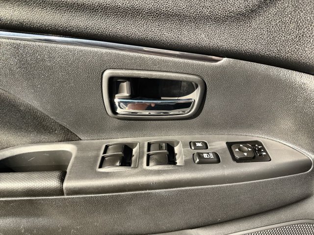Used 2025 Mitsubishi Outlander Sport ES AWD/4WD image 13