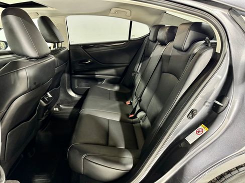 Used 2019 Lexus ES 350 image 29