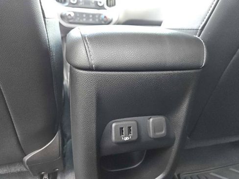Used 2019 Chevrolet Colorado ZR2 AWD/4WD image 28