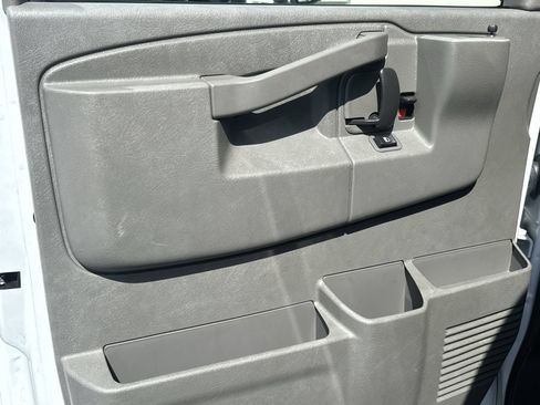 Used 2025 GMC Savana 2500 w/ Driver Convenience Package RWD image 14