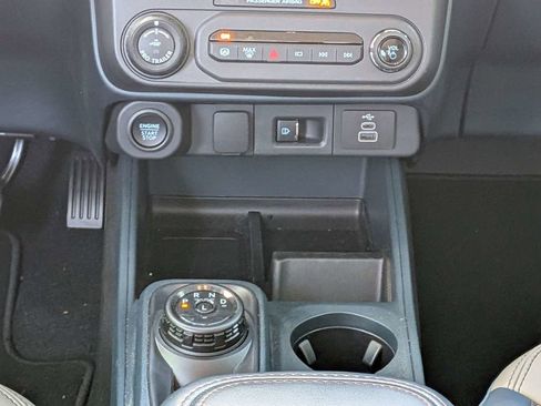 Used 2026 Ford Maverick Lariat AWD/4WD image 17