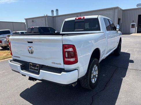 Used 2024 RAM 2500 Laramie AWD/4WD image 3