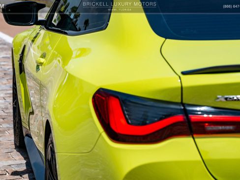 Used 2023 BMW M4 xDrive Competition w/ M Carbon Exterior Package AWD/4WD image 54