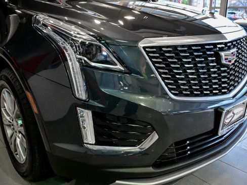 Used 2023 Cadillac XT5 Premium Luxury image 11