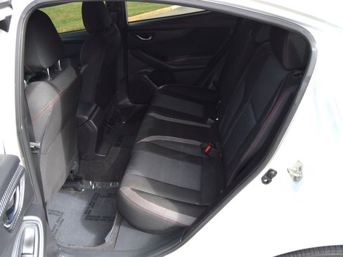 Used 2018 Subaru Impreza 2.0i Sport image 12