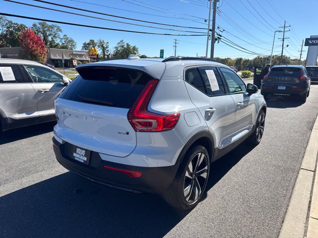 Used 2026 Volvo XC40 B5 Plus AWD/4WD image 5