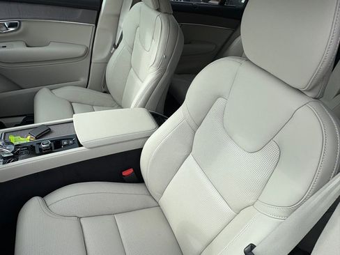 New 2026 Volvo XC90 B6 Ultra w/ Lounge Package image 20