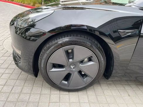 Used 2022 Tesla Model 3 Long Range AWD/4WD image 40