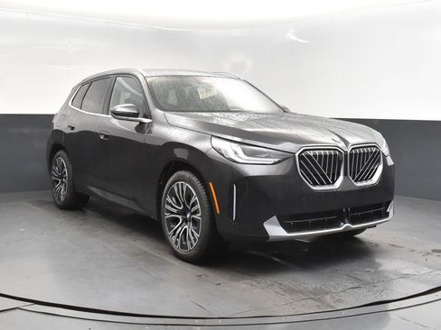 New 2026 BMW X3 xDrive30 w/ Premium Package image 9