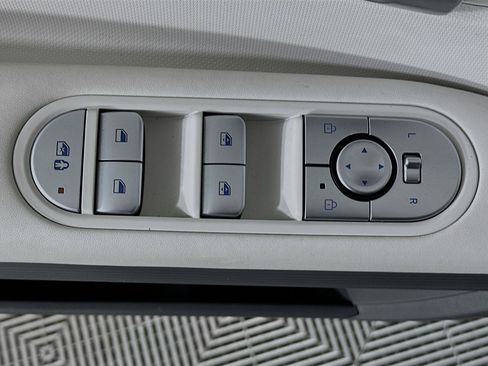 Used 2024 Hyundai Ioniq 5 SEL image 14