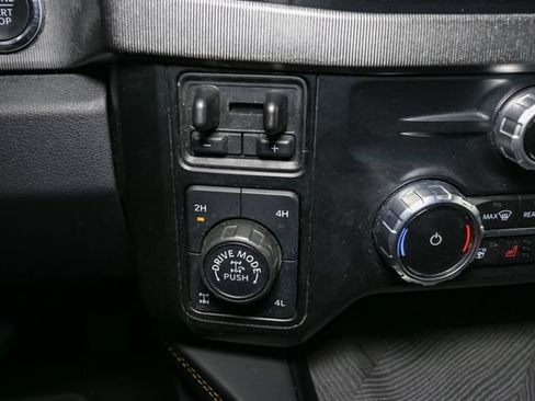 Used 2023 Ford F350 Platinum w/ Tremor Off-Road Package AWD/4WD image 28
