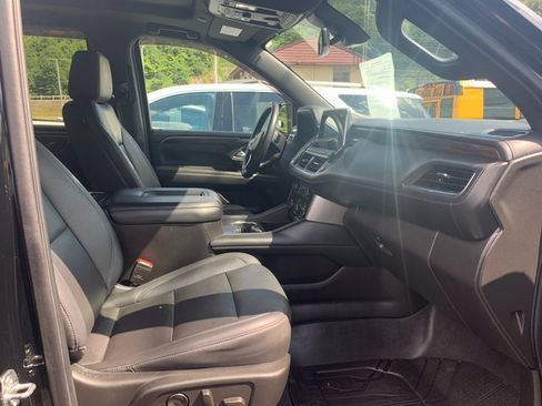 Used 2021 Chevrolet Tahoe Z71 image 18