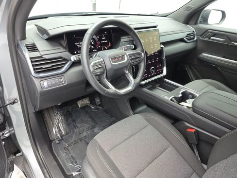 Used 2025 GMC Acadia Elevation image 16