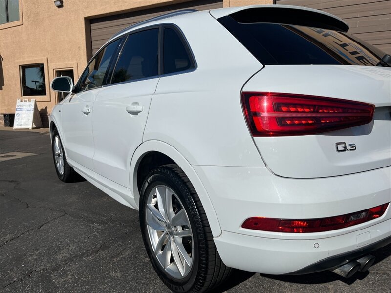 Used 2018 Audi Q3 2.0T Premium Plus w/ Premium Plus Package AWD/4WD image 23