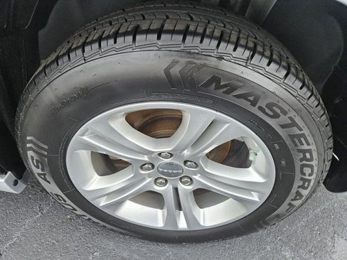 Used 2023 Dodge Charger SXT image 14