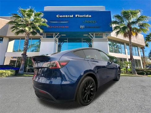 Used 2023 Tesla Model Y Long Range image 5