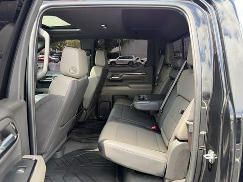 Used 2024 Chevrolet Silverado 1500 ZR2 AWD/4WD image 13