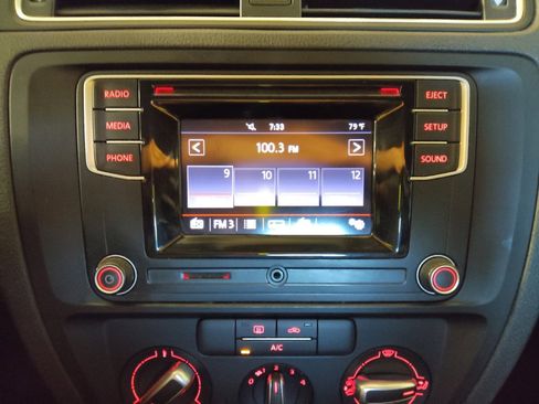 Used 2018 Volkswagen Jetta S FWD image 25
