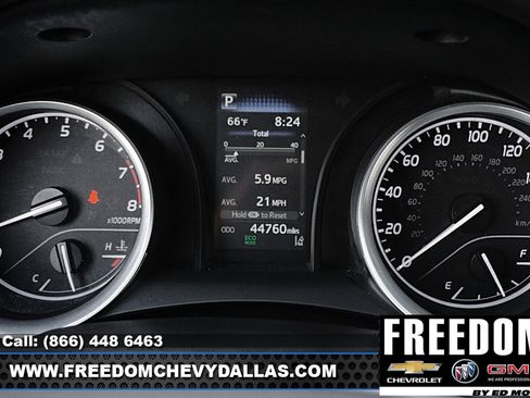 Used 2022 Toyota Camry LE image 25