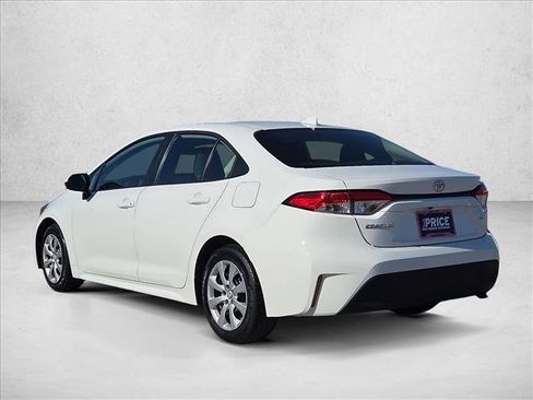 Used 2023 Toyota Corolla LE FWD image 8