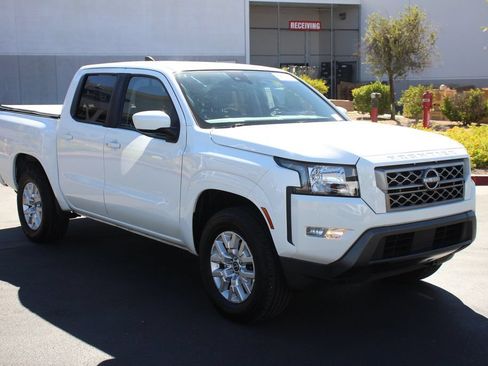 Used 2022 Nissan Frontier SV RWD image 11
