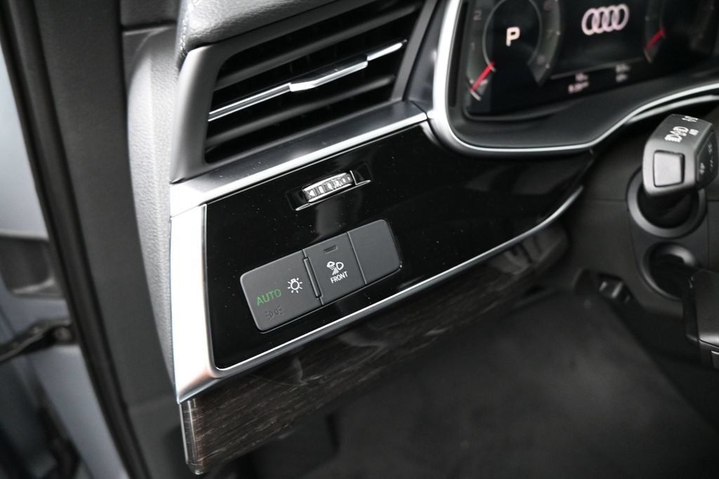 New 2026 Audi Q7 2.0T Premium AWD/4WD image 7